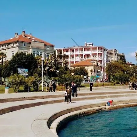 Skyfall Apartment Rijeka