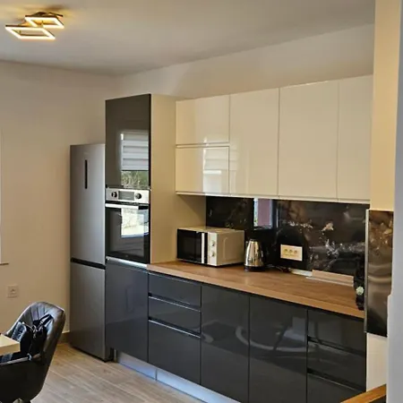 Skyfall Apartment *